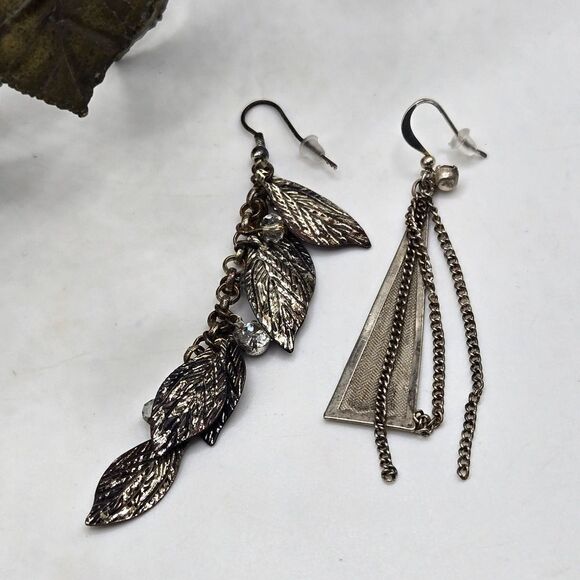 "5/$25" Mismatched Silvertone Brutalist Viking Dangle Earrings - Picture 2 of 4